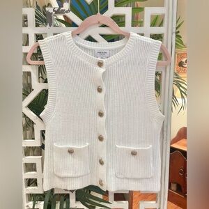 Song of Style White Knit Sleeveless gold Button-Front Tank w/ Pockets 60% Cotton
